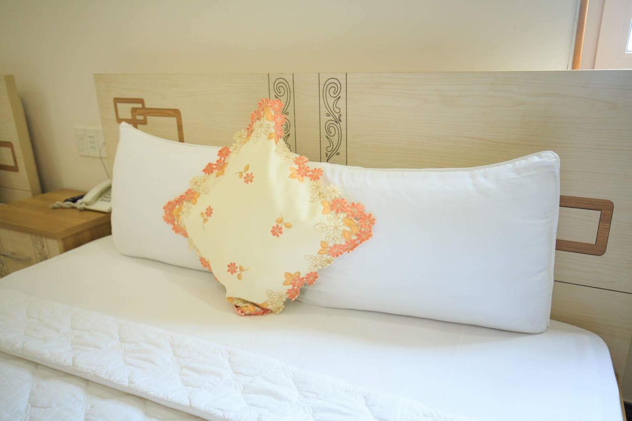 Jiny Tran Hotel Duong Dong  Kültér fotó