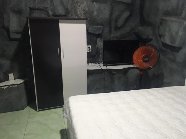 Jiny Tran Hotel Duong Dong  Kültér fotó