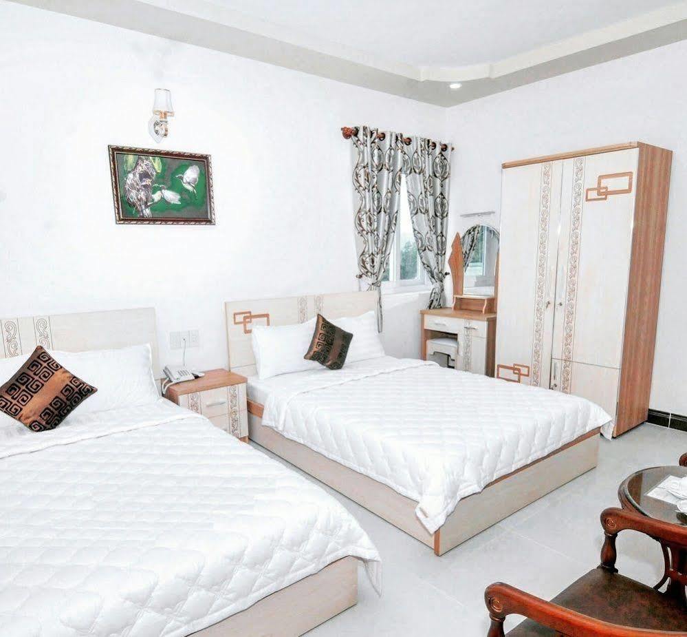 Jiny Tran Hotel Duong Dong  Kültér fotó